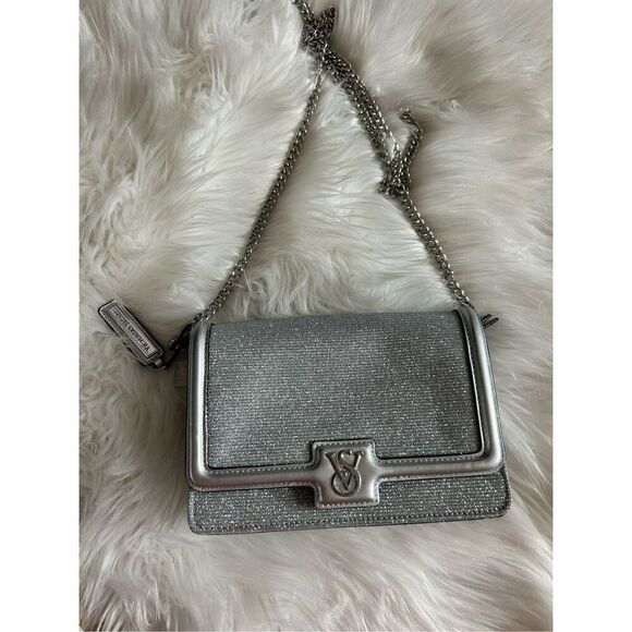 VICTORIA'S SECRET Shimmering Silver Logo BLING MINI CROSSBODY BAG y2k clutch cro - Picture 1 of 11